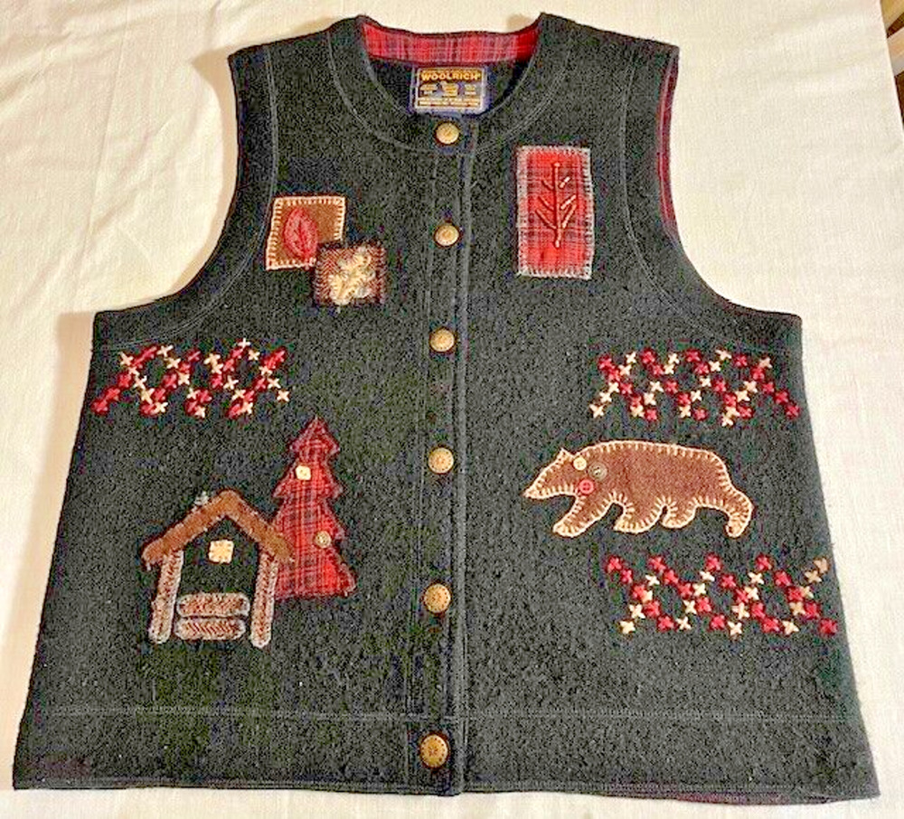 Woolrich Women’s Embroidered Wool Vest Small Button Up Bear Fall Leaves